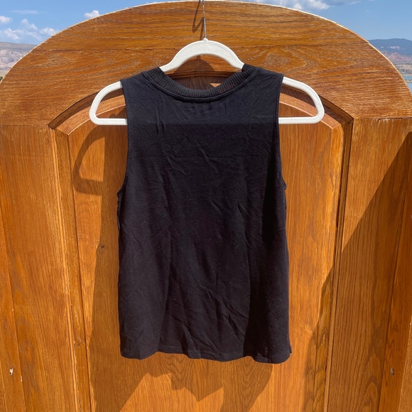 Women's Black Banana Republic Sleeveless Sweater Top (Size: Small) - Picture 3 of 8